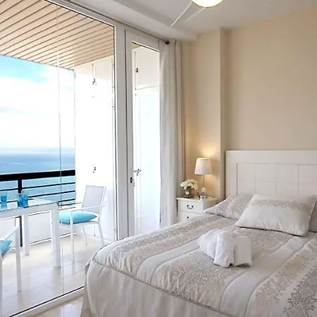 Waterfront Santa Clara Otel 3*