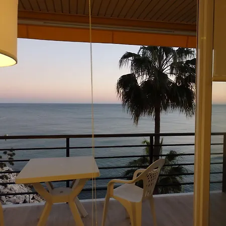 Waterfront Santa Clara Hotel 3*