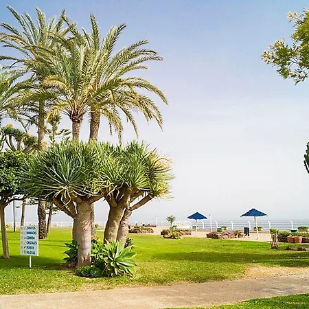 Waterfront Santa Clara Hotel