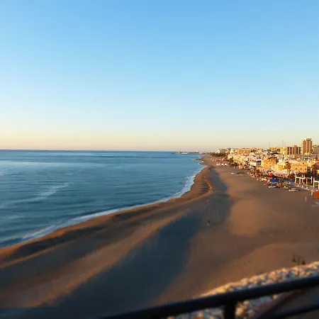 Hotel Waterfront Santa Clara 3*