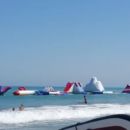 Waterfront Santa Clara ホテル トレモリノス