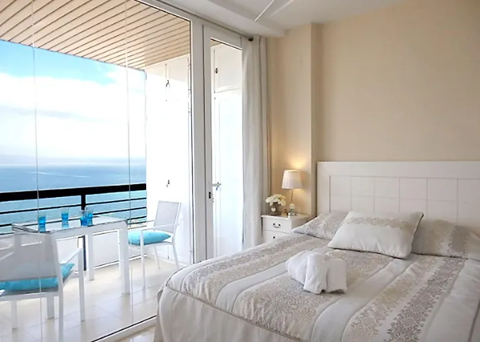 Waterfront Santa Clara ホテル 3*