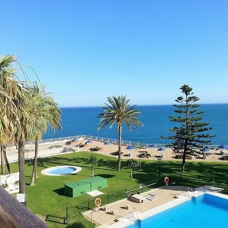 Waterfront Santa Clara 3* 토레몰리노스